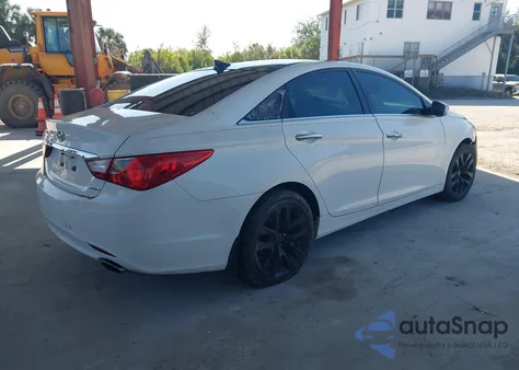 2013 Hyundai Sonata Limited 2.0T z USA, uszkodzony, nr VIN 5NPEC4AB1DH672761
